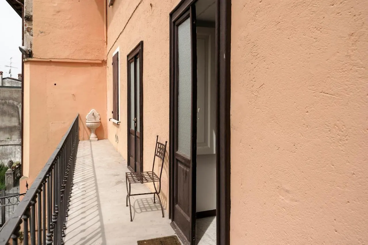 Al Duomo Apartman Lonato
