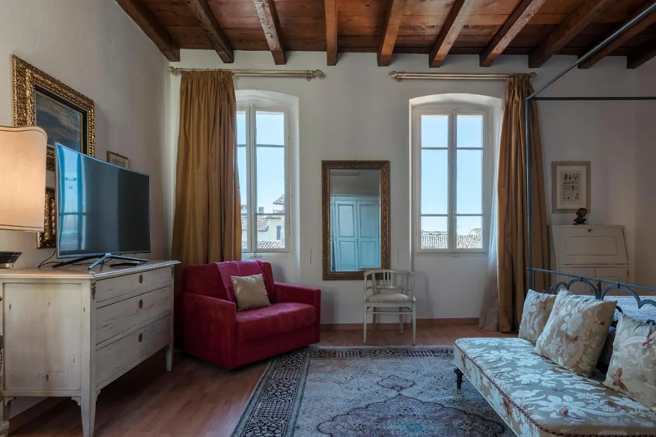 Al Duomo Apartman Lonato